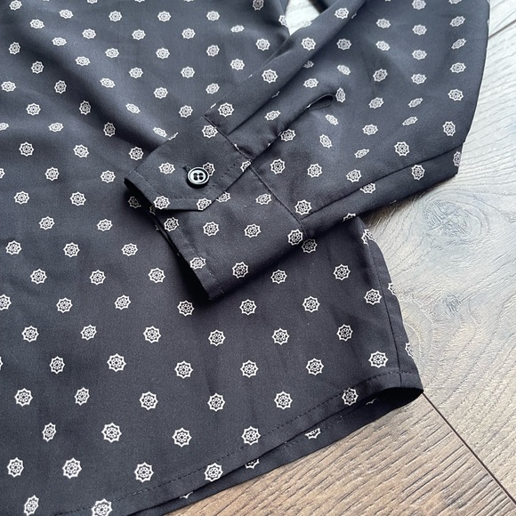 Woman Printed Shirt - Picture 4 of 5